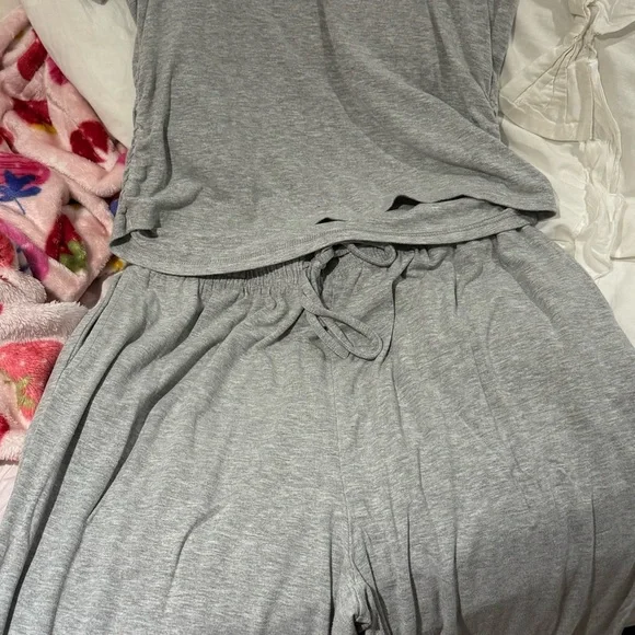 grey matching set - Picture 2 of 2